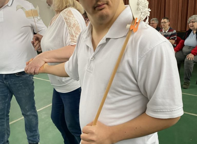 1. DEDIK Ki mit tud?